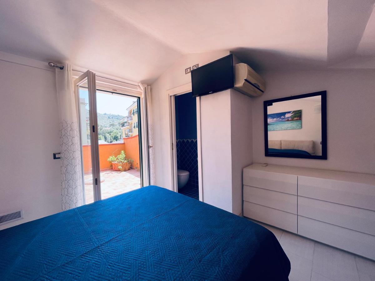 Molly Apartment Порто Санто Стефано Экстерьер фото